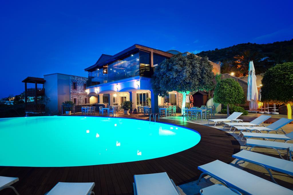 אורטקנט Temenos Luxury Suites Hotel & Spa מראה חיצוני תמונה