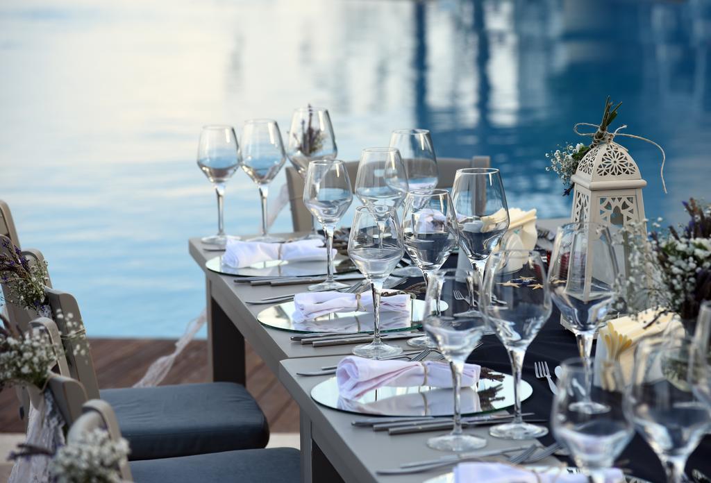 אורטקנט Temenos Luxury Suites Hotel & Spa מראה חיצוני תמונה