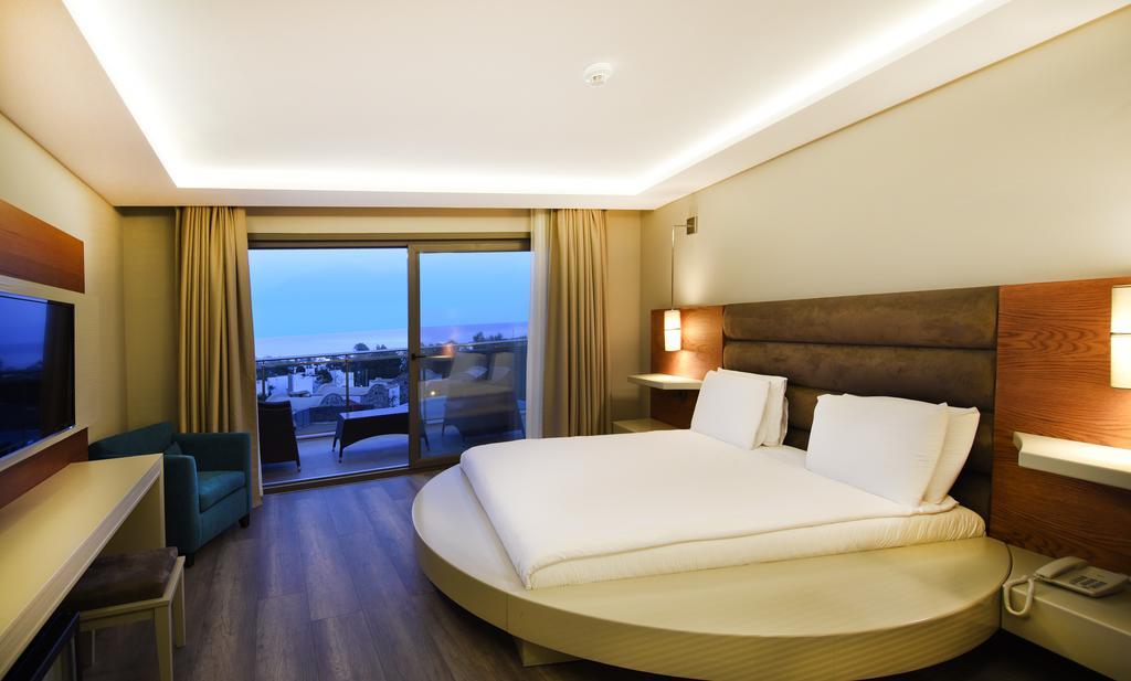 אורטקנט Temenos Luxury Suites Hotel & Spa מראה חיצוני תמונה