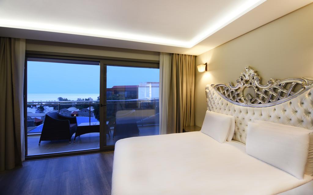 אורטקנט Temenos Luxury Suites Hotel & Spa מראה חיצוני תמונה