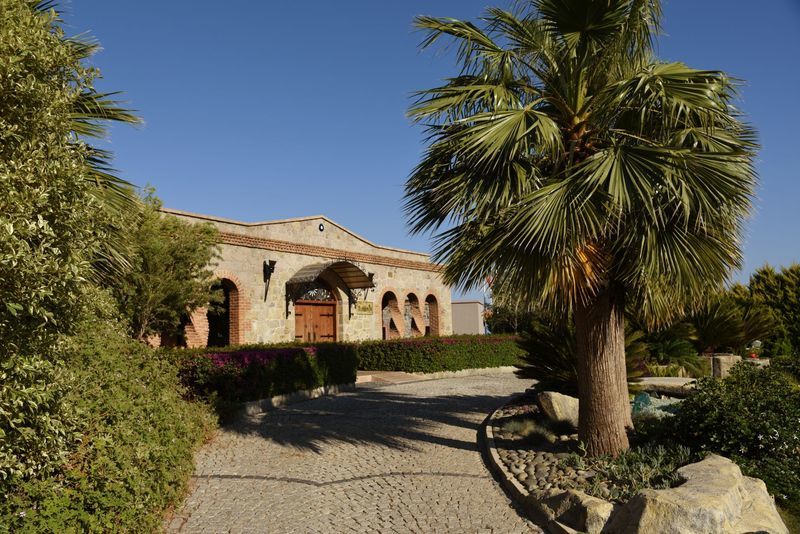 אורטקנט Temenos Luxury Suites Hotel & Spa מראה חיצוני תמונה