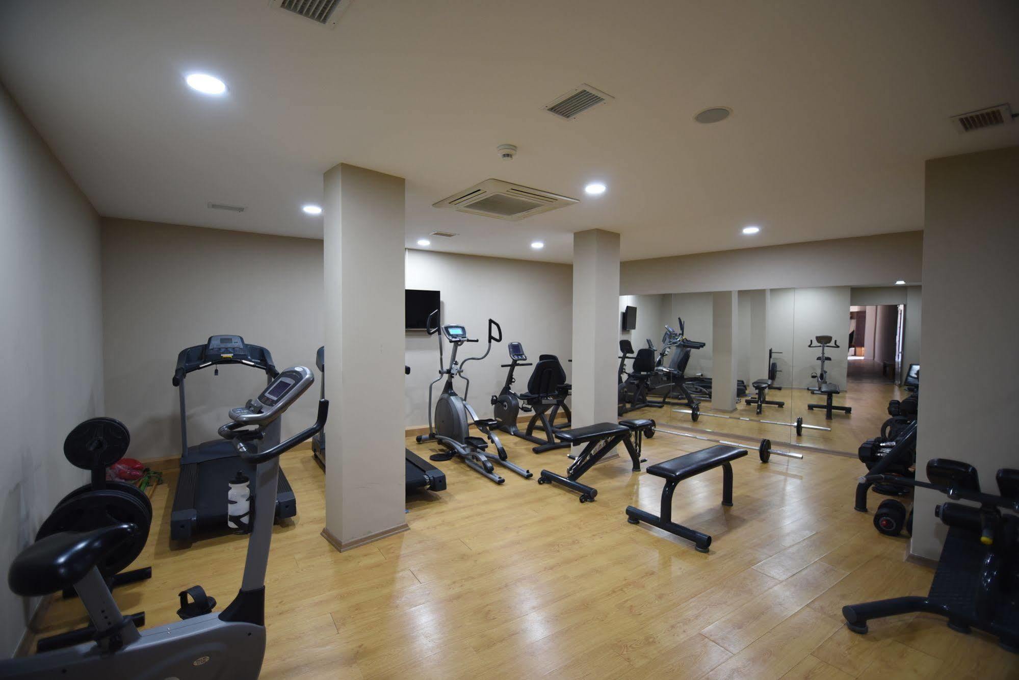 אורטקנט Temenos Luxury Suites Hotel & Spa מראה חיצוני תמונה
