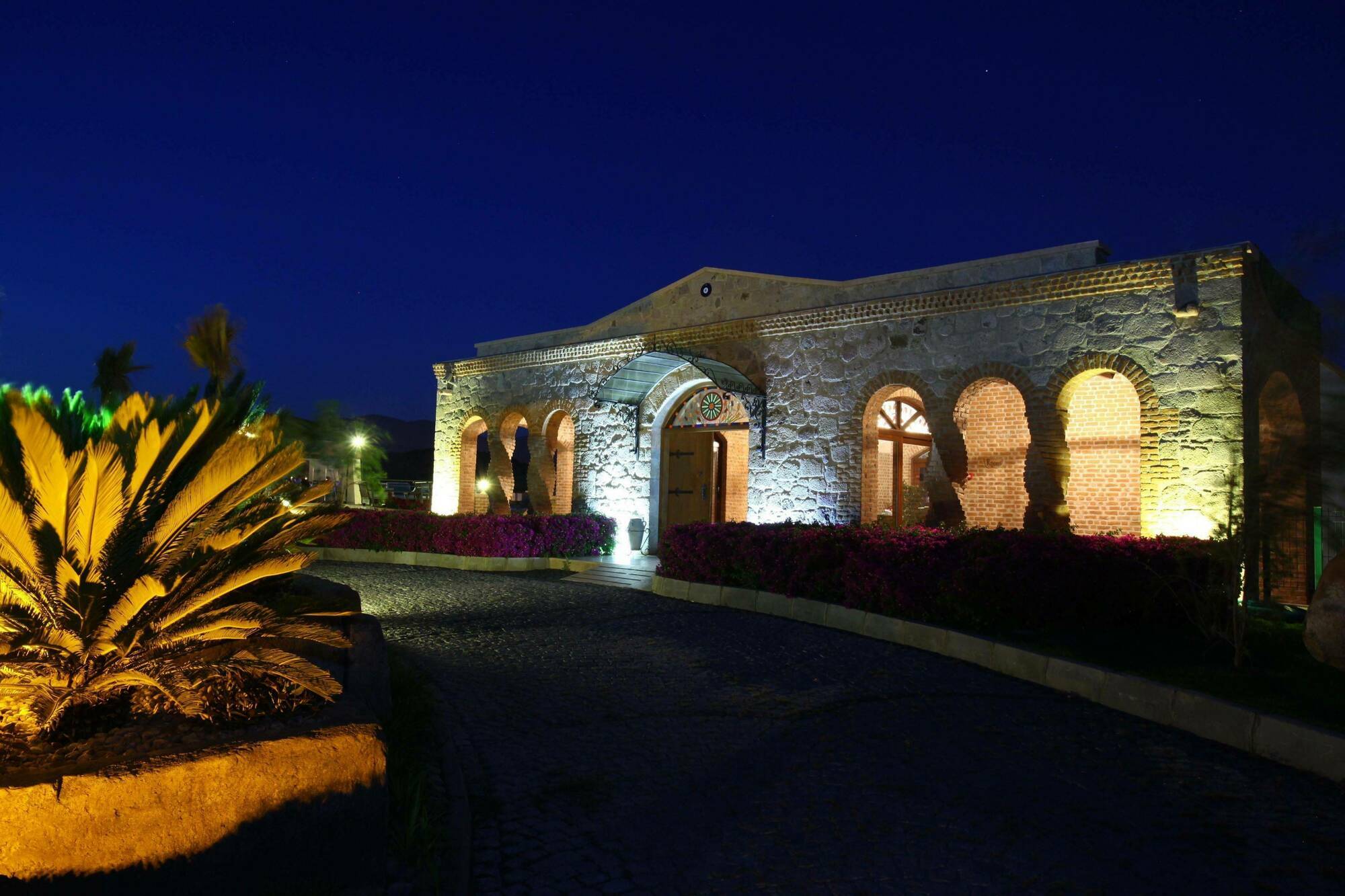 אורטקנט Temenos Luxury Suites Hotel & Spa מראה חיצוני תמונה